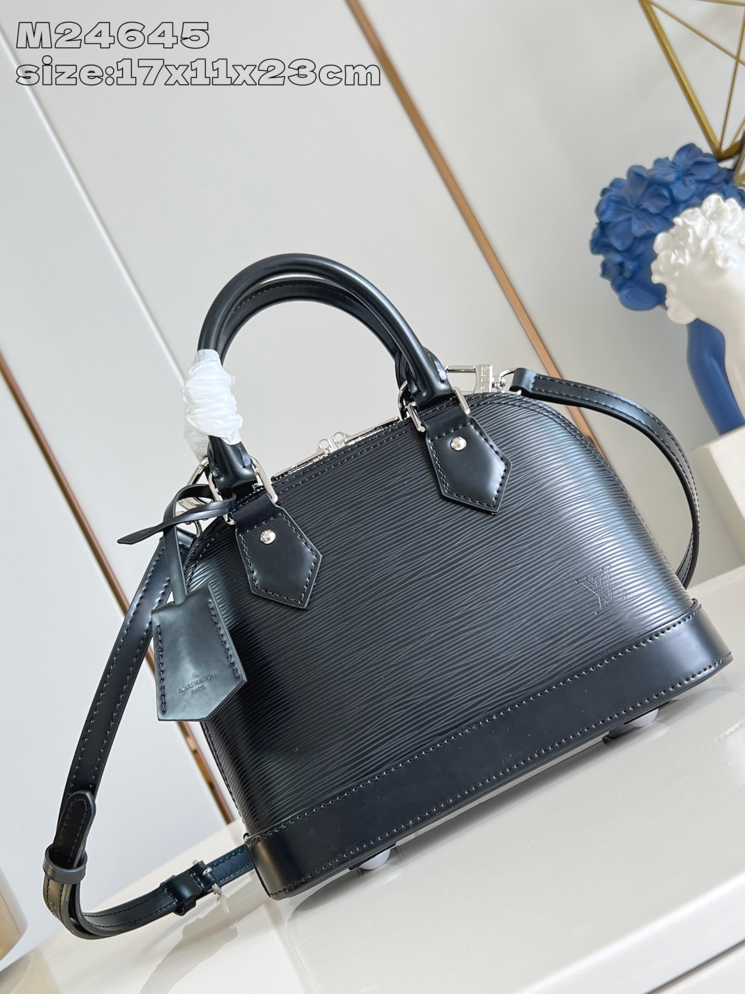 Bagsaaa L0vis Vvtt0n M24645 Alma BB Black - 23.5cm