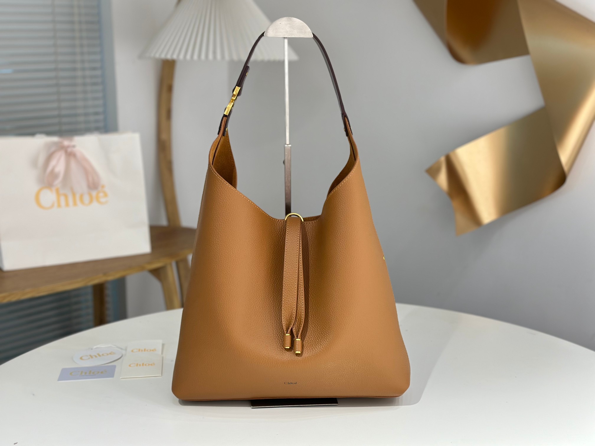Bagsaaa Chloe Marcie hobo bag in grained leather brown - 36cm
