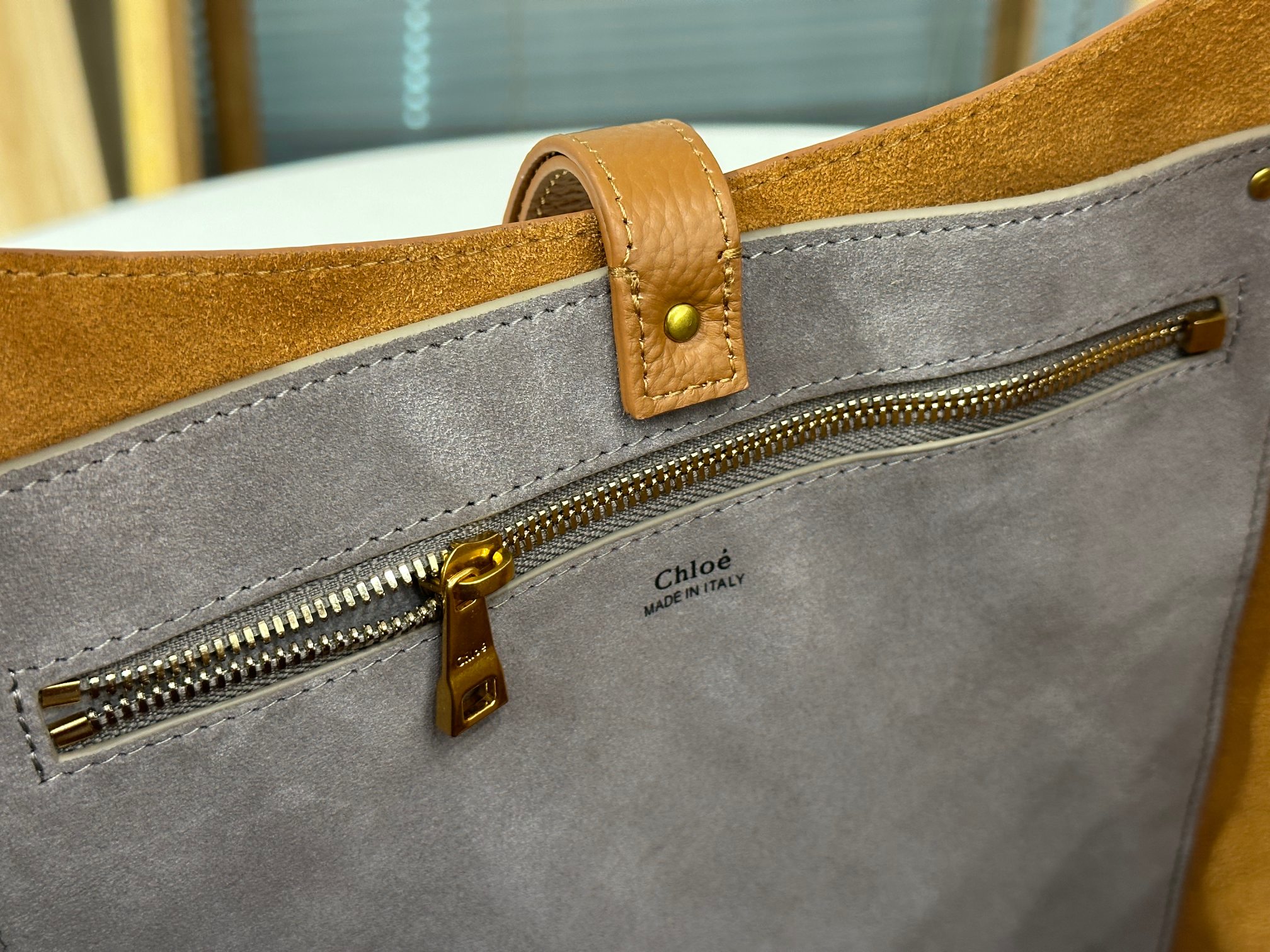 Bagsaaa Chloe Marcie hobo bag in grained leather brown - 36cm