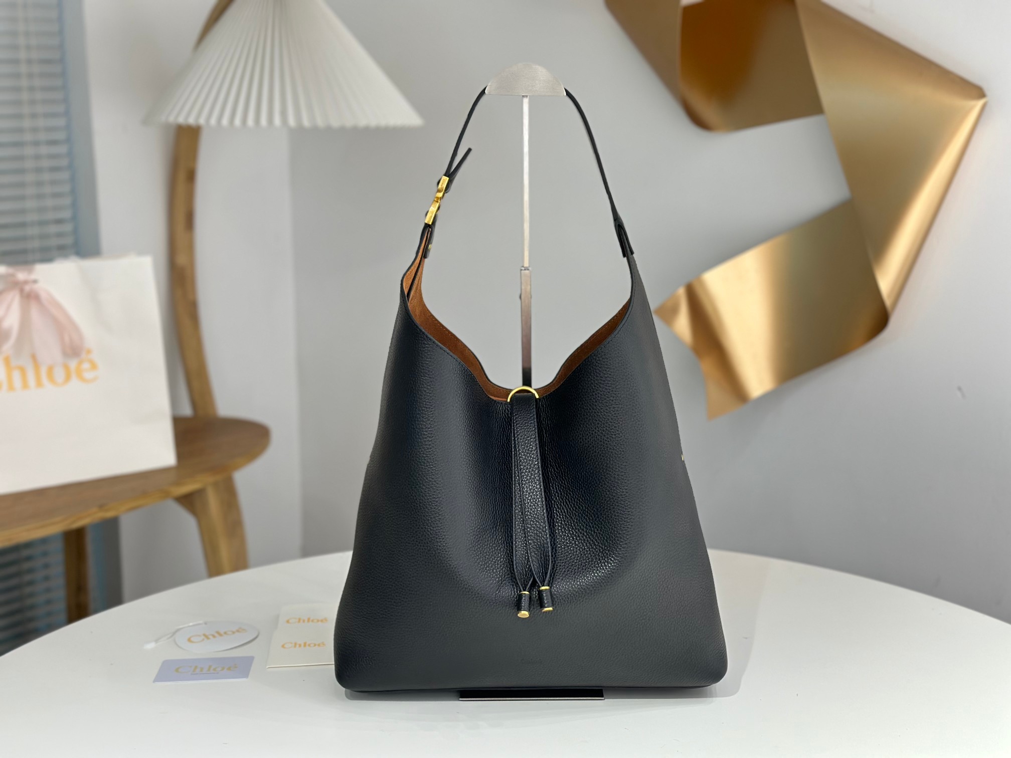 Bagsaaa Chloe Marcie hobo bag in grained leather black - 36cm