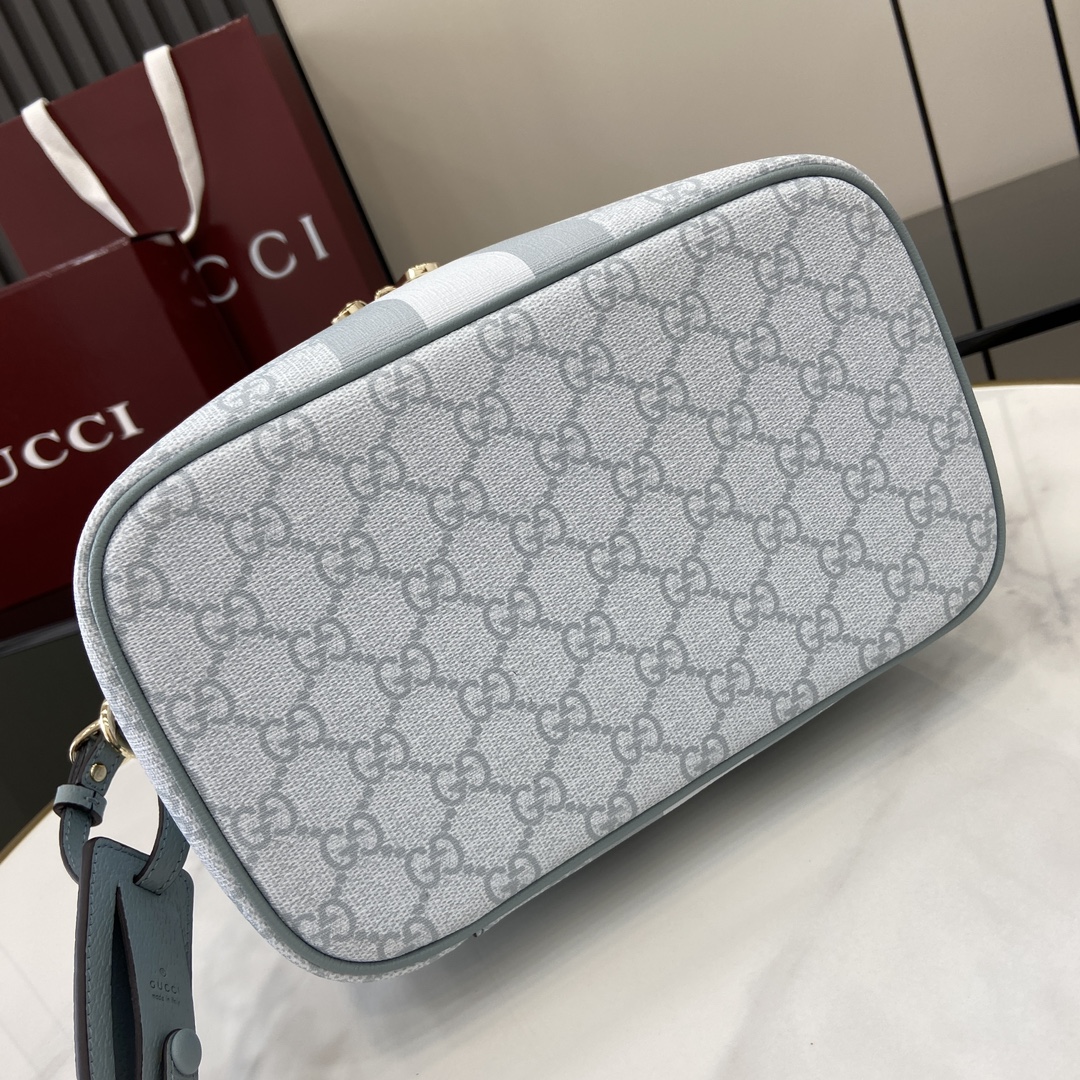 Bagsaaa Gvc*1 Porter medium travel bag 811489 blue - 25cm