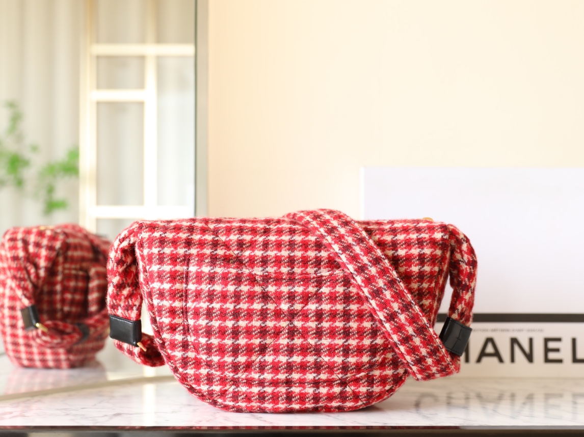 Bagsaaa Ch**el Large Hobo Bag AS5052 Red Tweed - 30cm