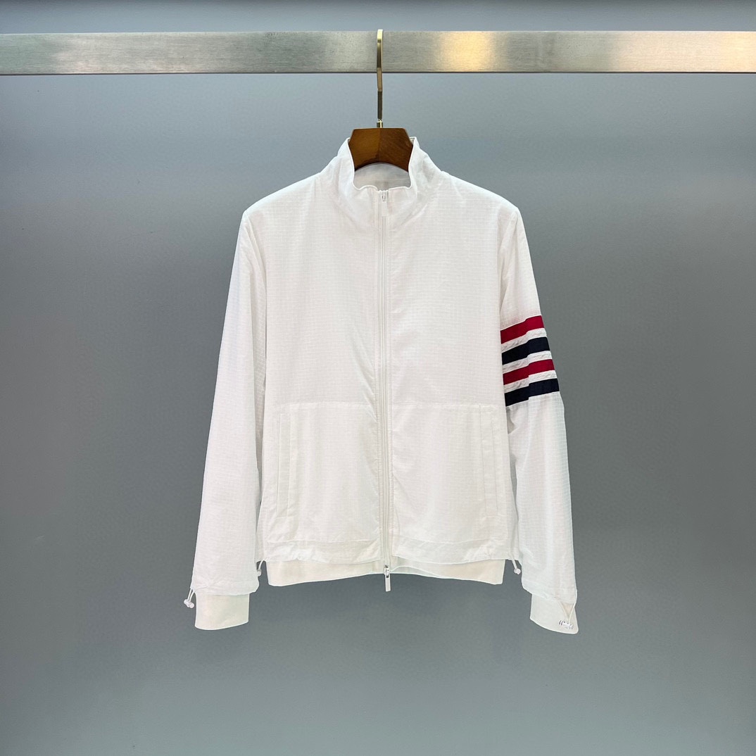 Bagsaaa Thom Browne Ultralight Ripstop 4-Bar Funnel Neck Jacket