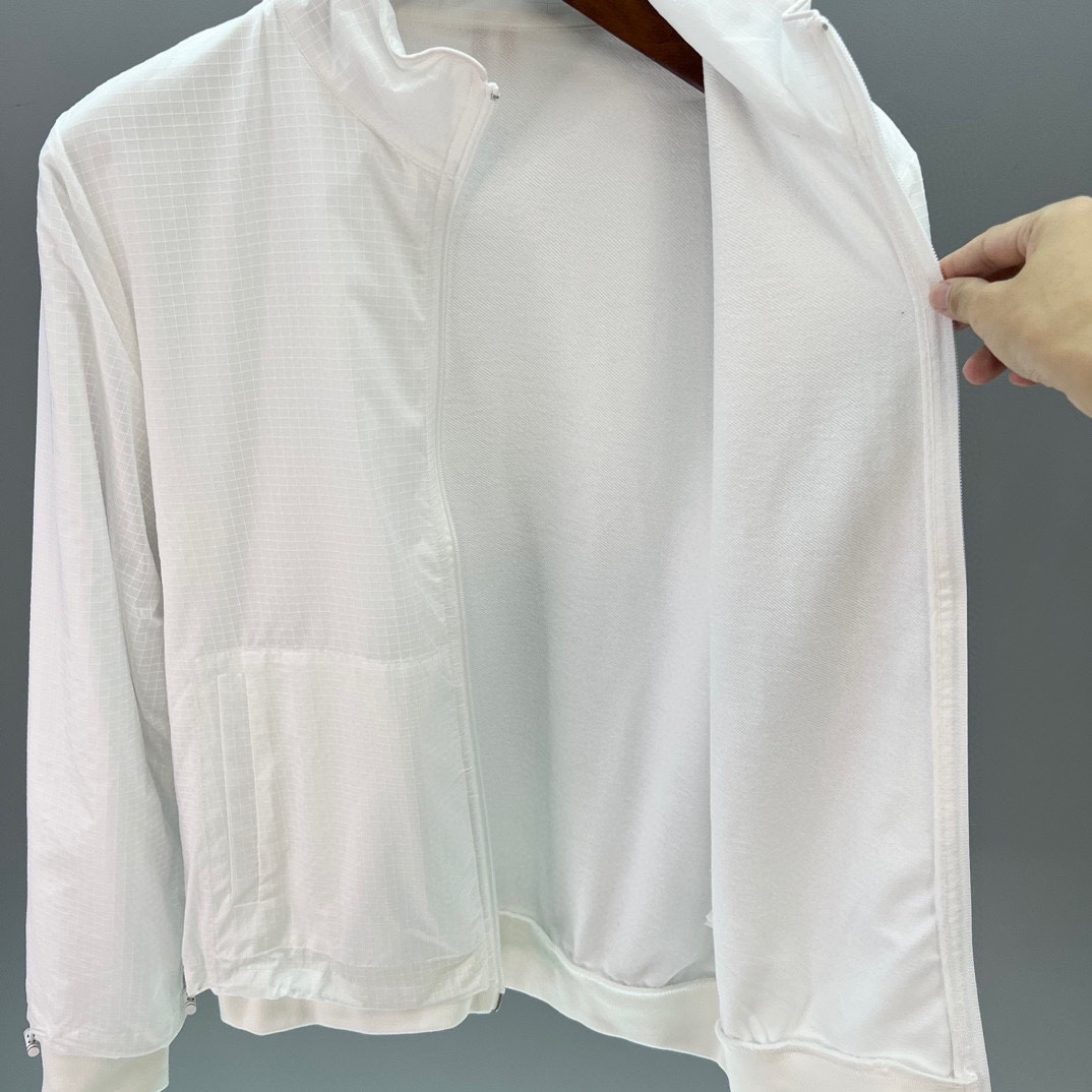 Bagsaaa Thom Browne Ultralight Ripstop 4-Bar Funnel Neck Jacket