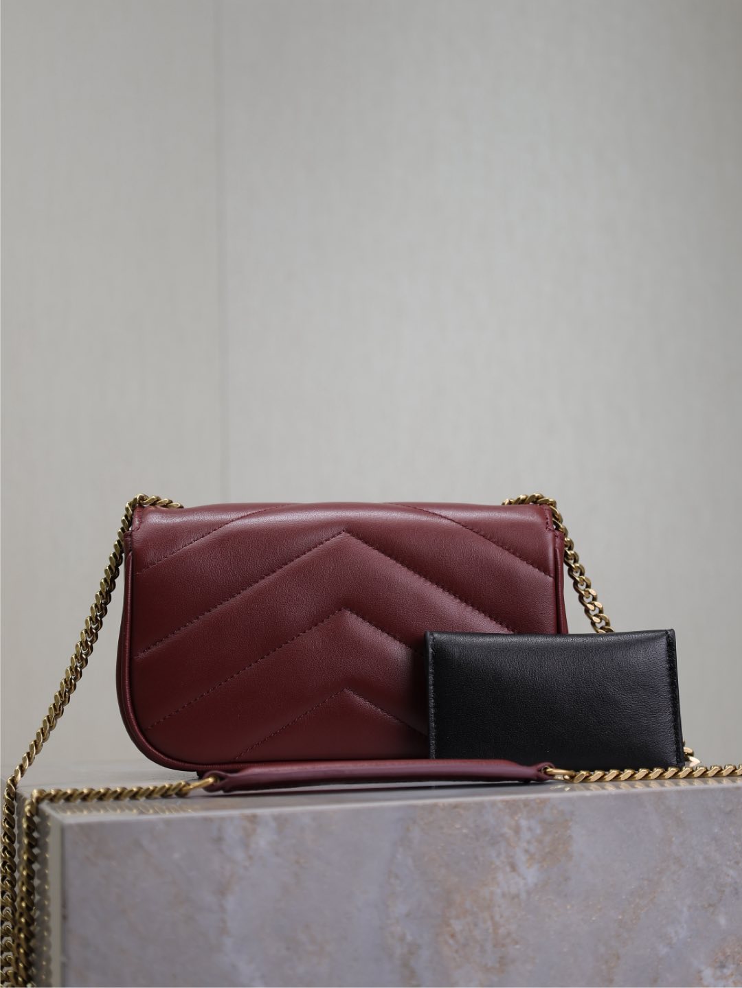 Bagsaaa Y51 Loulou Mini In Lambskin 821749 Rouge Red - 20 X 12 X 5 CM