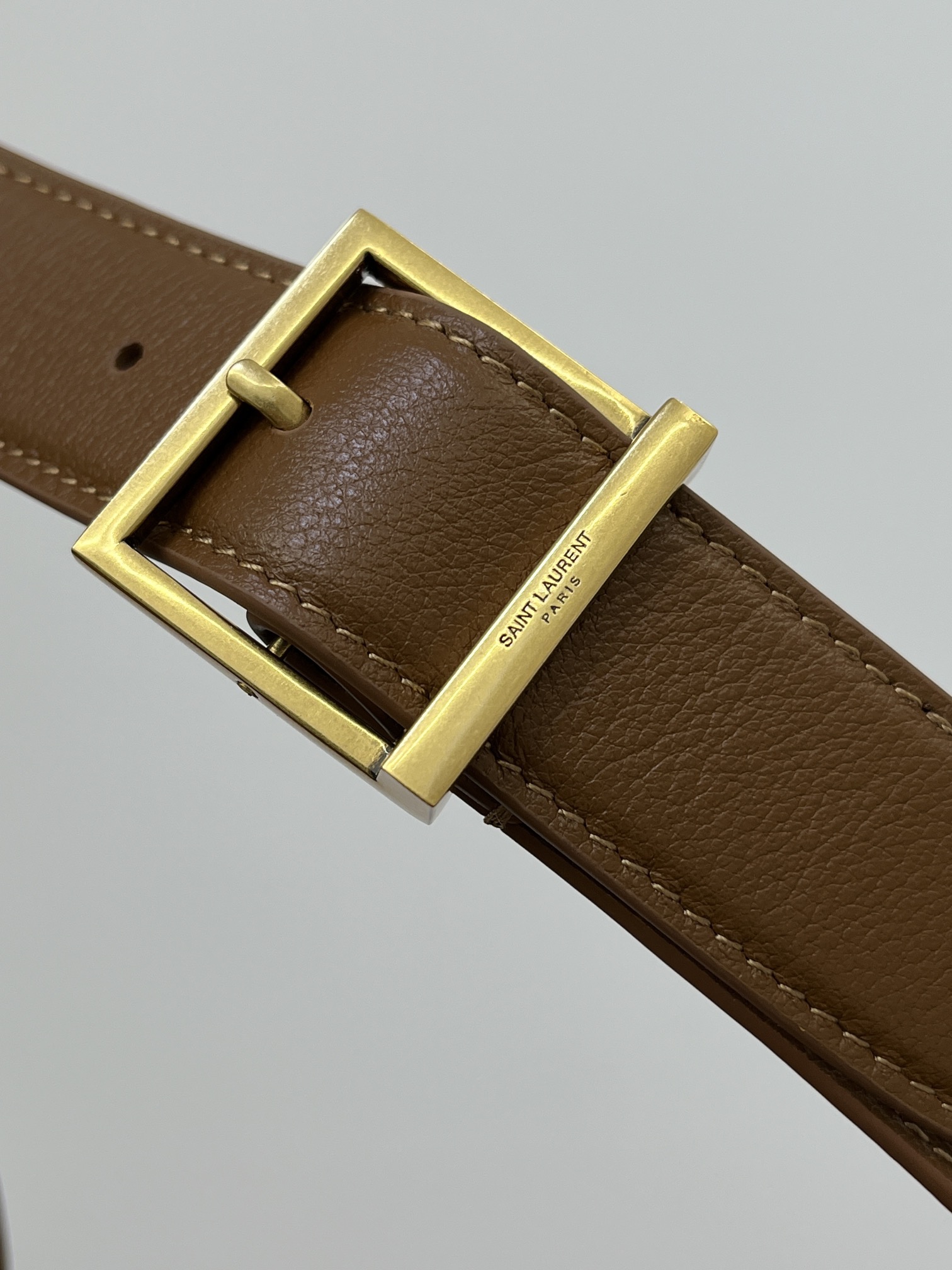 Bagsaaa Y51 Le 5 À 7 S*pple Large In Grained Leather 753837 Brown - 30 X 31 X 13 CM