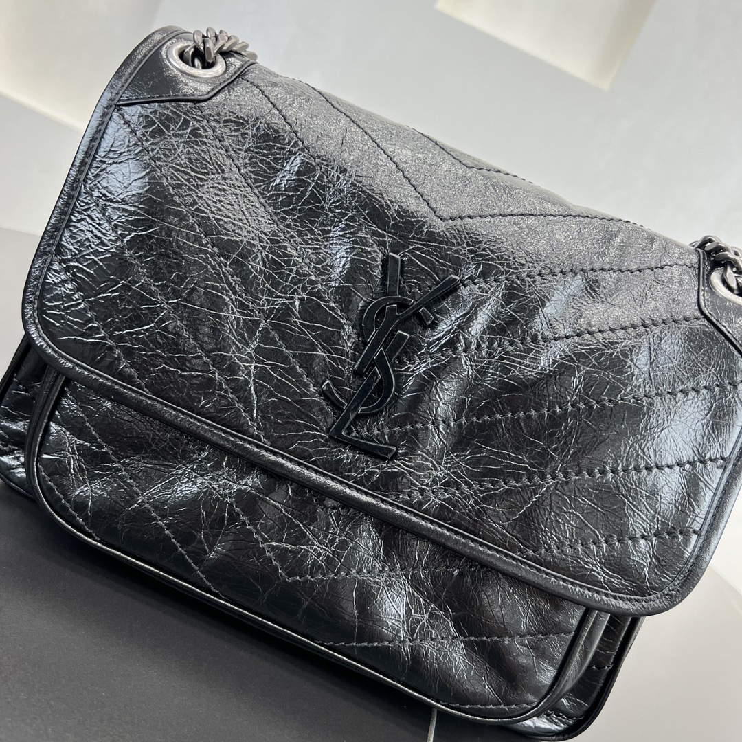 Bagsaaa Y51 niki medium in vintage leather 633158 black & silver - 28cm
