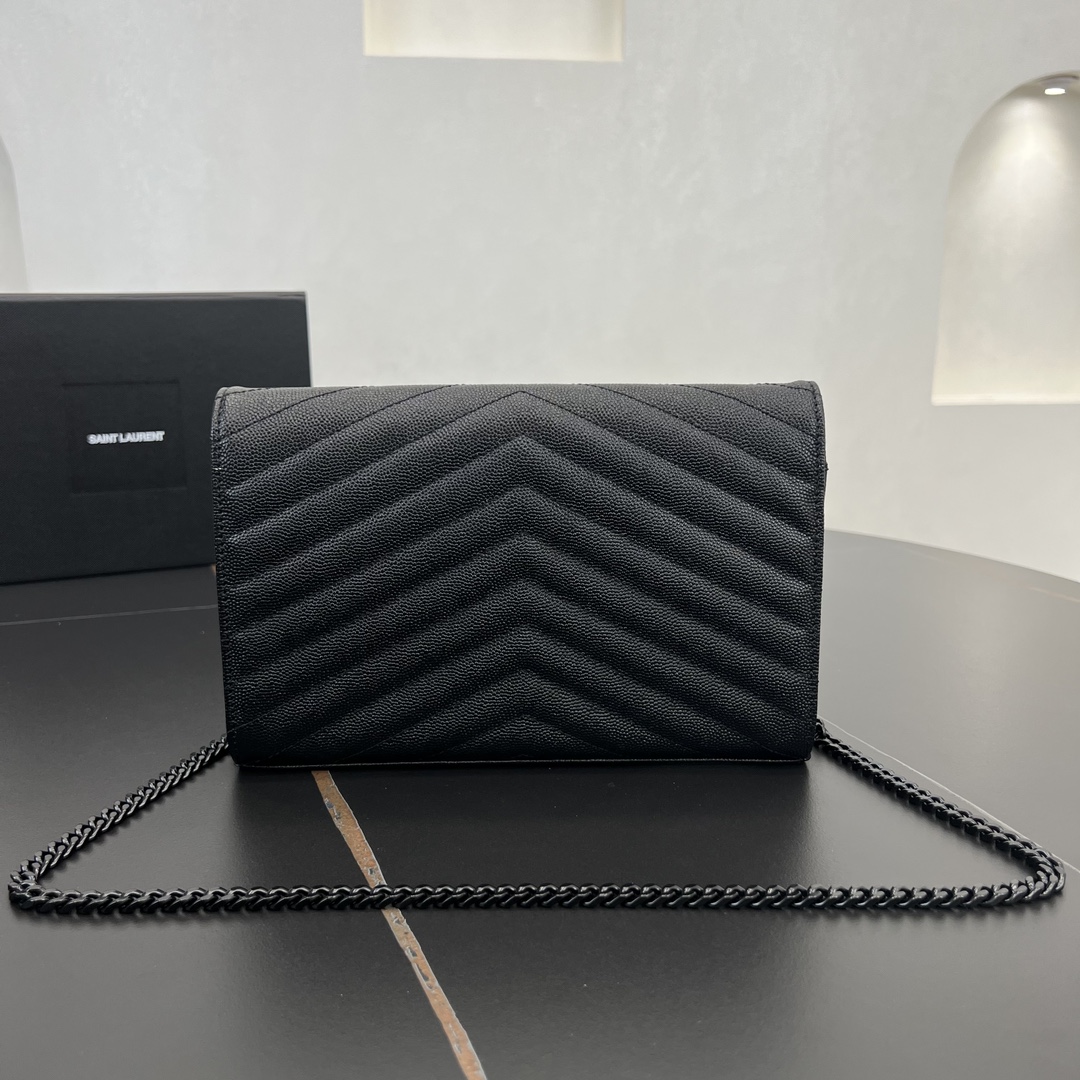 Bagsaaa Y51 classic cassandre chain wallet in grain de poudre leather 377828 black - 22.5cm
