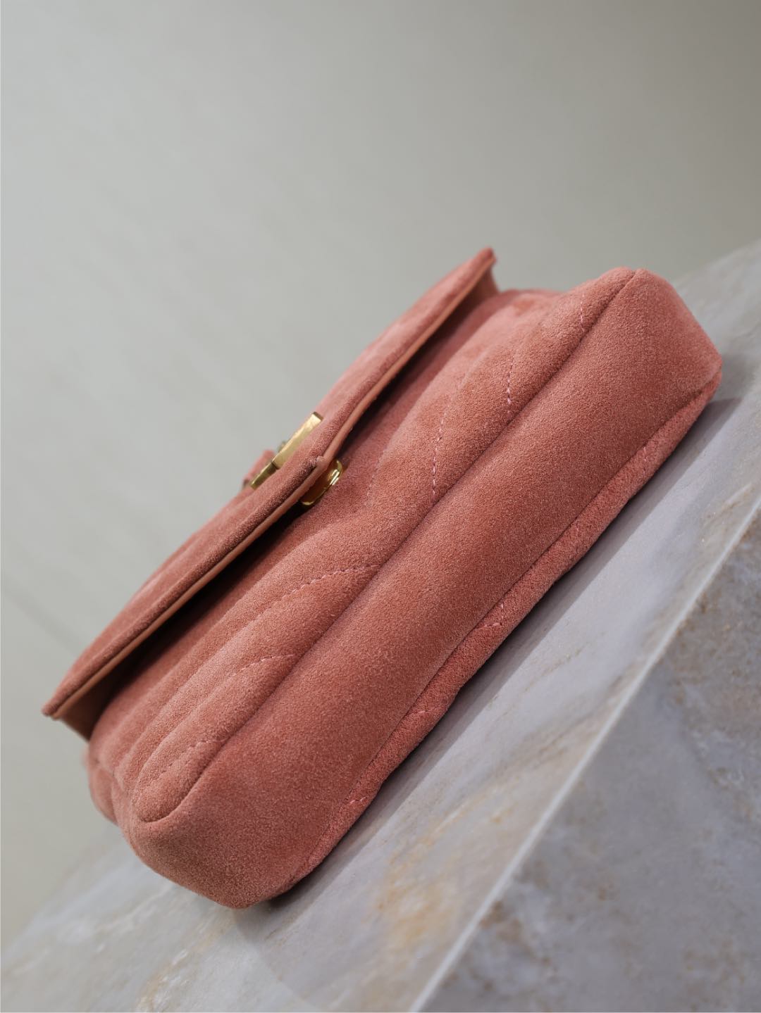 Bagsaaa Y51 College mini chain bag in pink sude 779430 - 20 x 13 x 3 CM