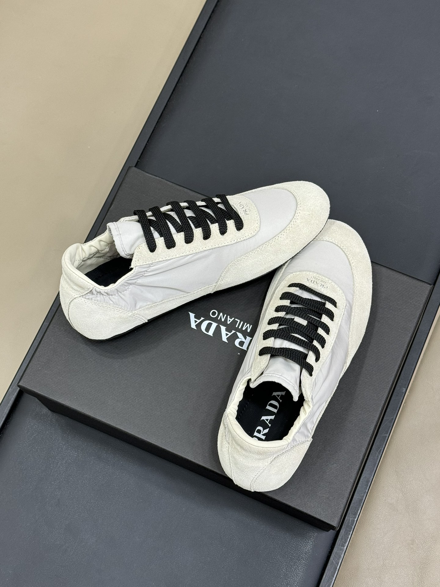 Bagsaaa Pra*a Collapse Re-Nylon and suede elasticized sneakers white