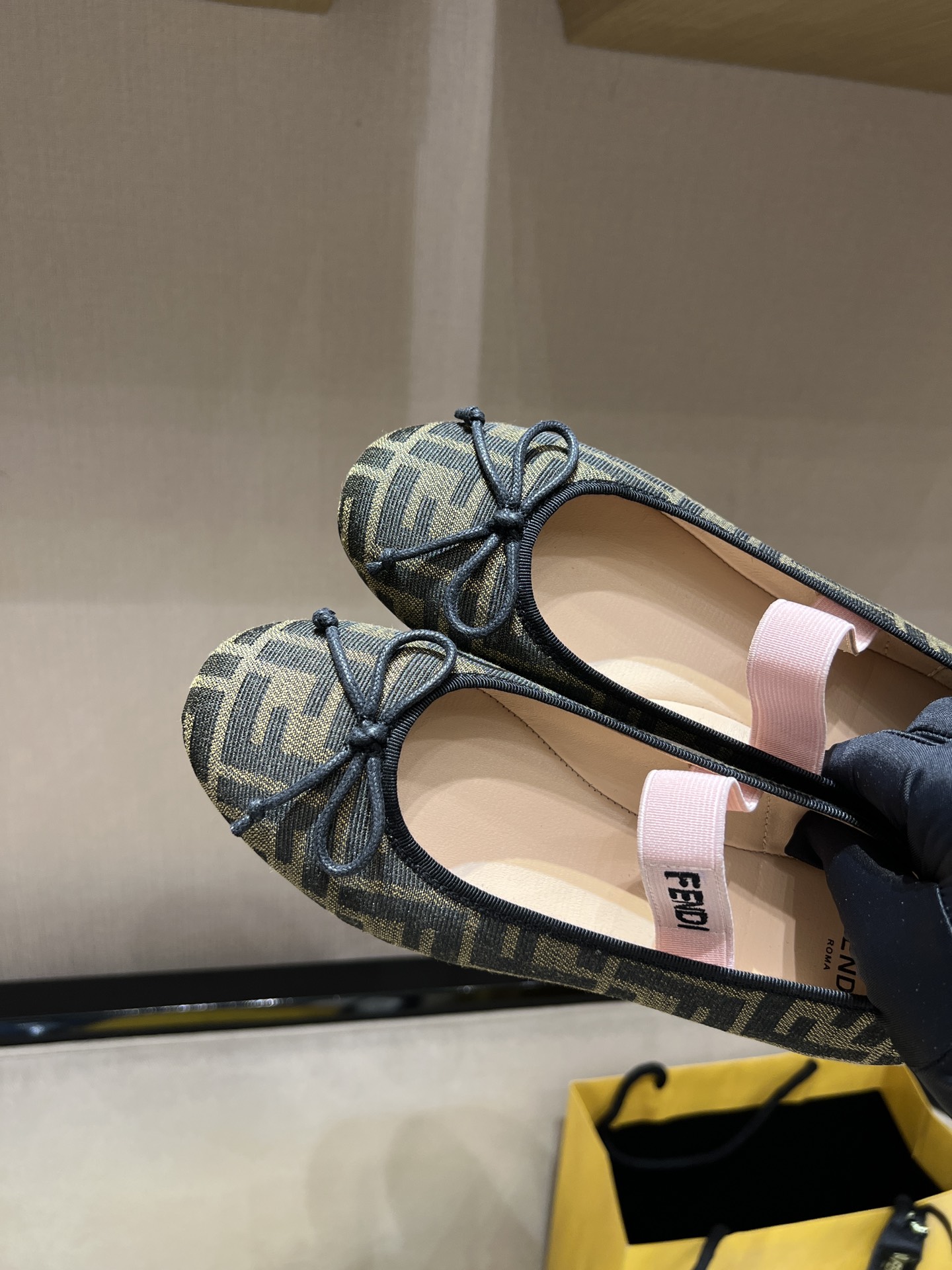 Bagsaaa F**di Junior Ballerinas Tobacco jacquard ballerina
