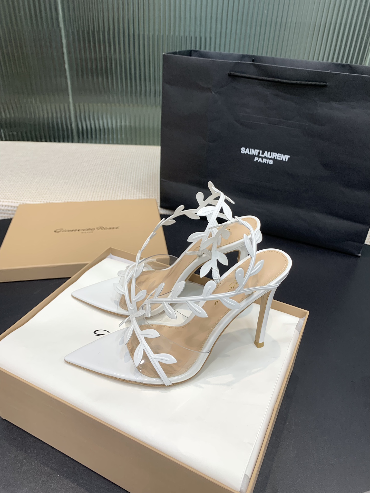 Bagsaaa Gianvito Rossi Flavia White - 10.5cm