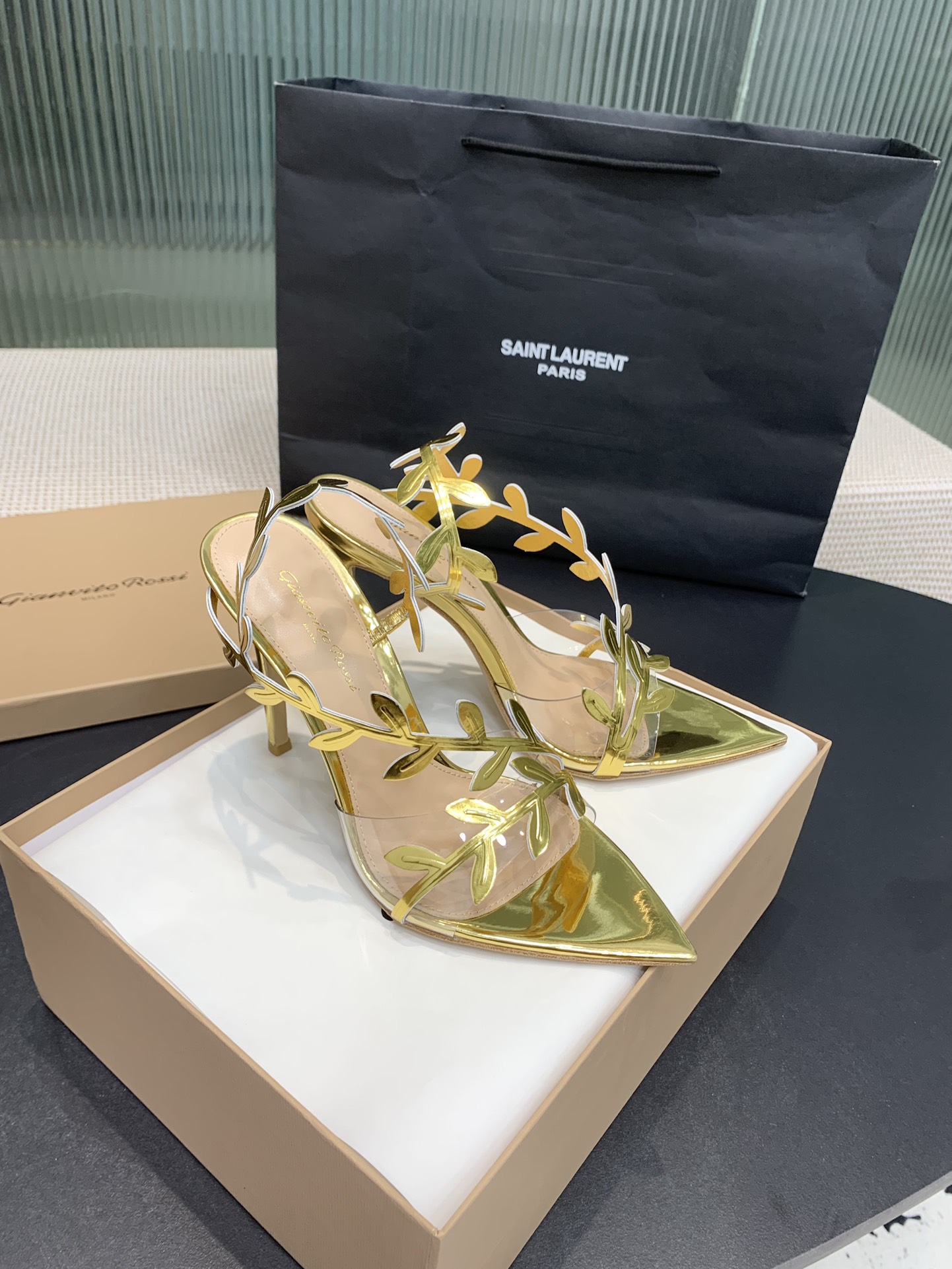 Bagsaaa Gianvito Rossi Flavia Gold - 10.5cm
