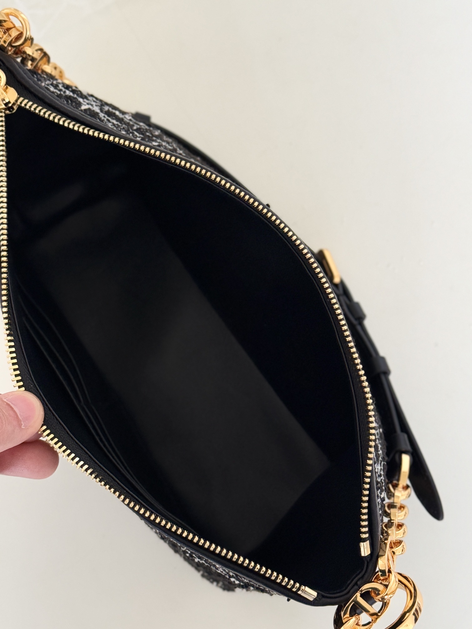 Bagsaaa D10rstar Hobo Bag with Chain Black Tweed with Cannage Motif in Gold-Tone Metallic Thread - 22cm