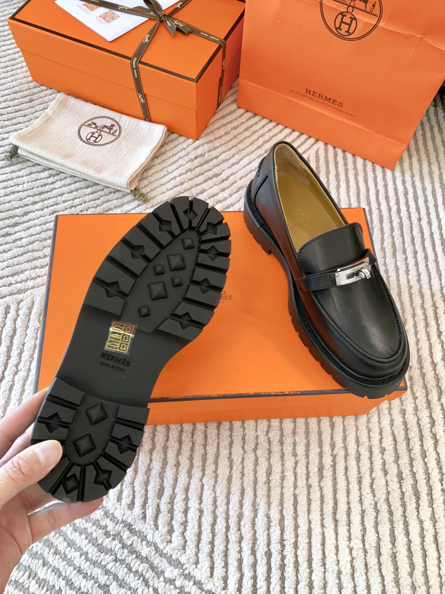 Bagsaaa H**me5 Icone loafer black