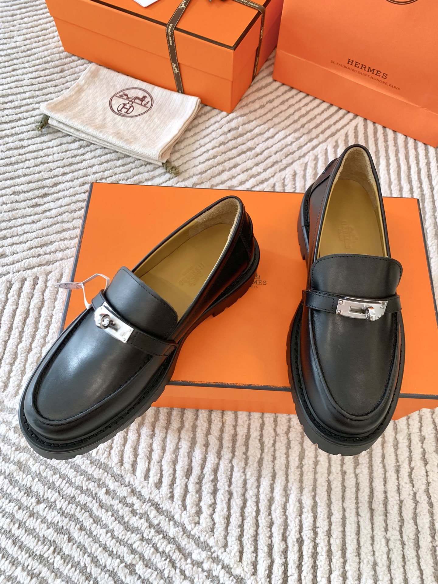 Bagsaaa H**me5 Icone loafer black