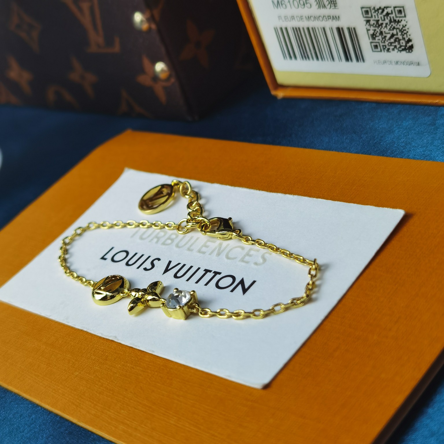 Bagsaaa L0vis Vvtt0n M00374 Petit L0vis Bracelet