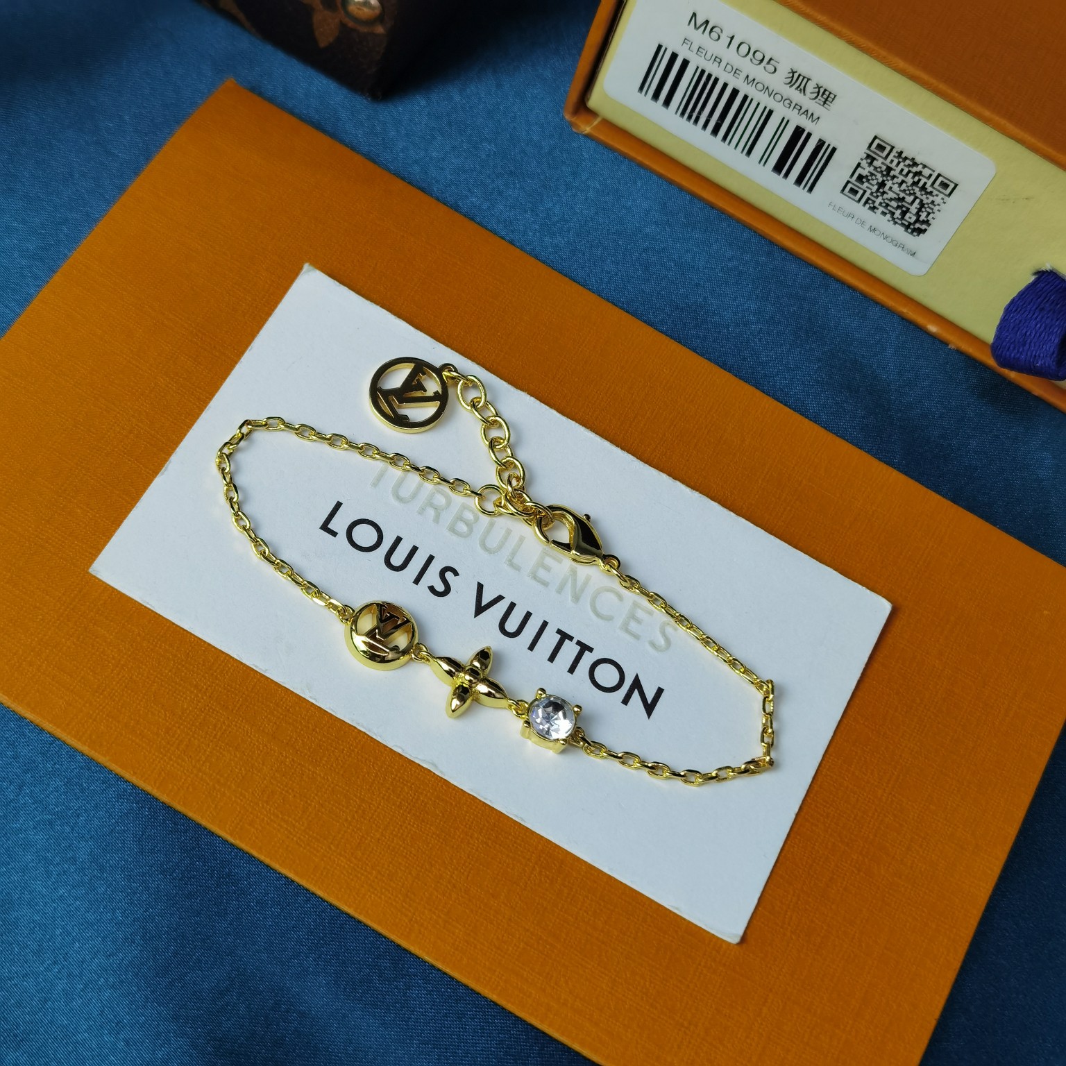 Bagsaaa L0vis Vvtt0n M00374 Petit L0vis Bracelet