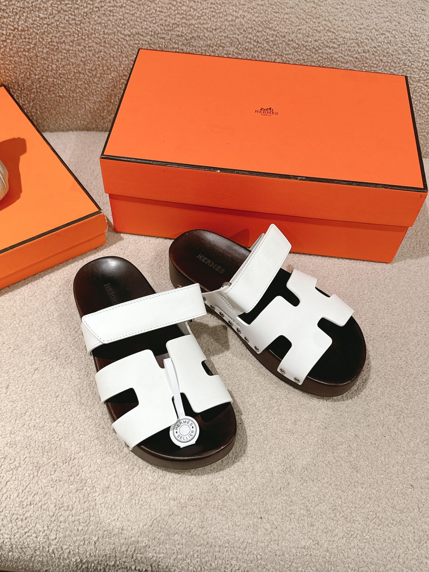 Bagsaaa H**me5 Kos clog white
