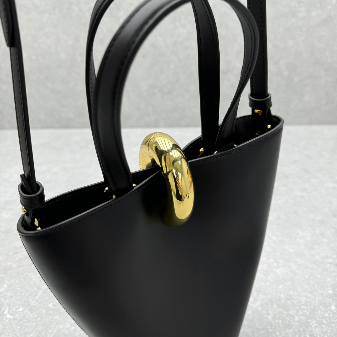 Bagsaaa Jacquemus The small Bambola LA CROISIÈRE mini bucket bag black - 24cm