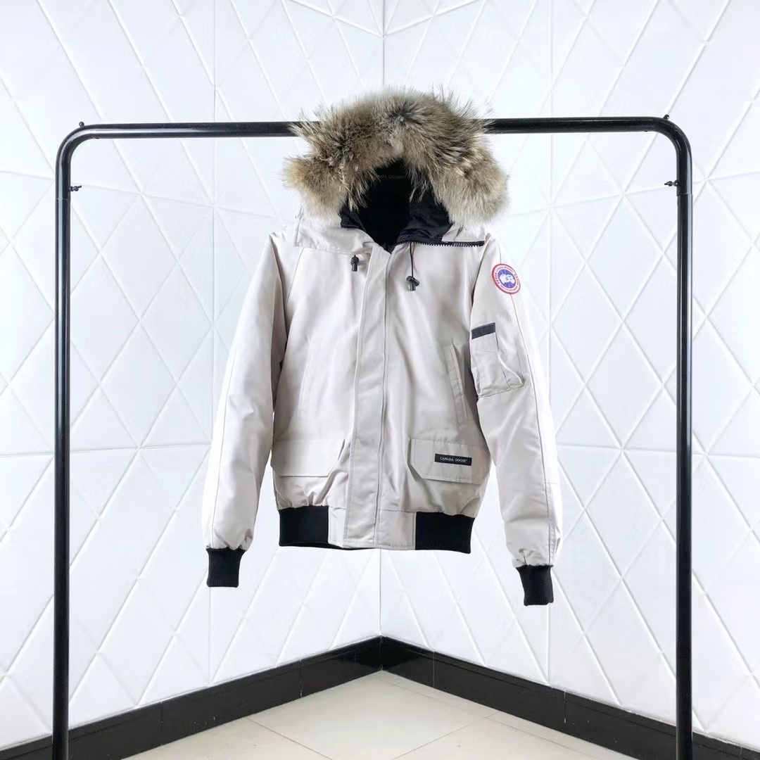 Bagsaaa Can*a G00se White Jacket