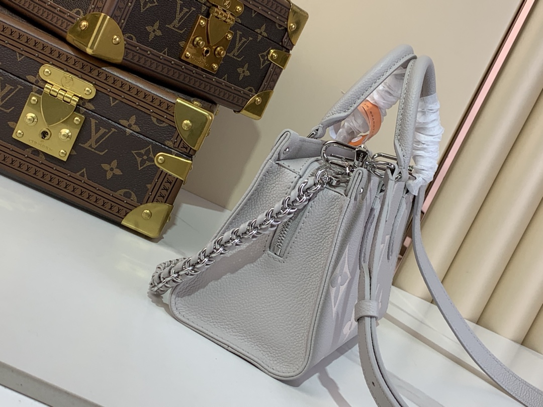 Bagsaaa L0vis Vvtt0n M14213 OnTheGo East West Gray - 25 x 13 x 10 cm