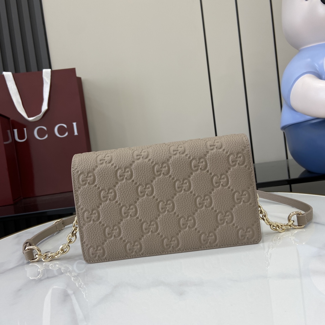 Bagsaaa Gvc*1 GG Emblem S*per mini shoulder bag 818705 taupe - 20 x 12.5 x 4 cm