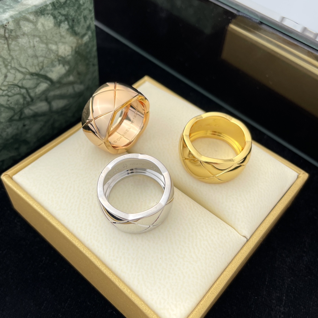 Bagsaaa Ch**el Coco Crush Ring