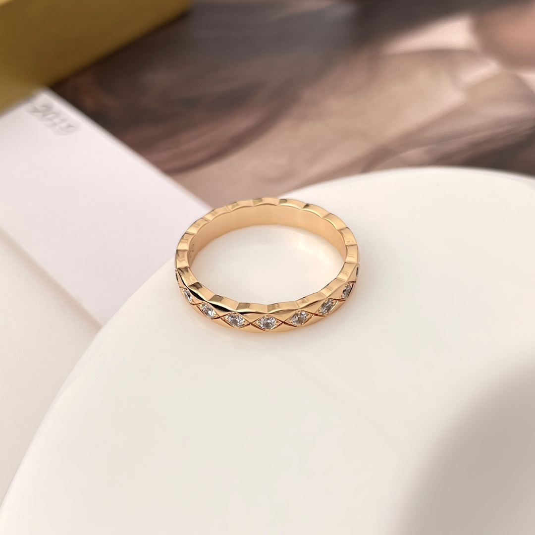 Bagsaaa Ch**el Coco Crush Mini Ring