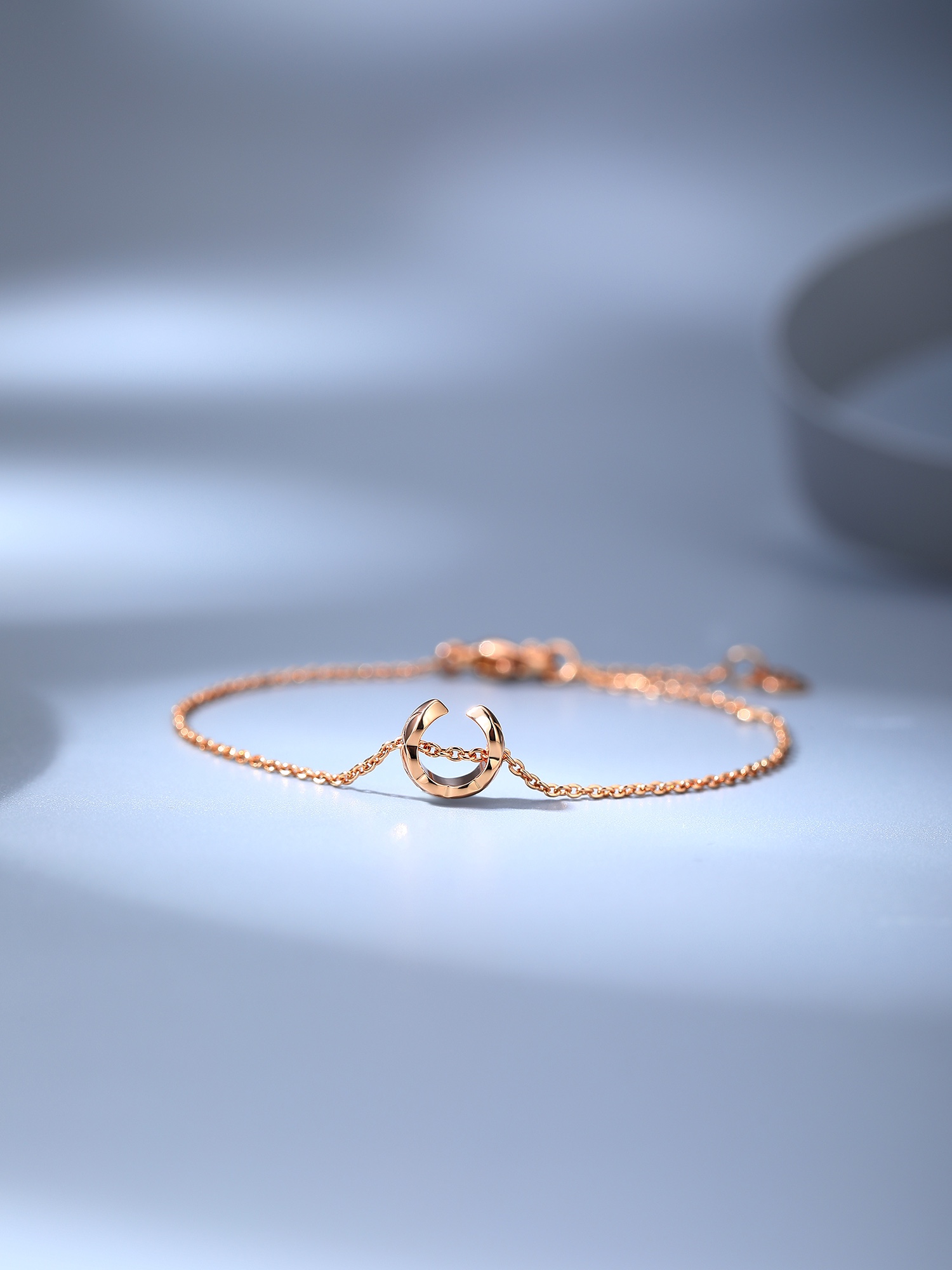 Bagsaaa Ch**el Coco Crush Bracelet Rose Gold 01