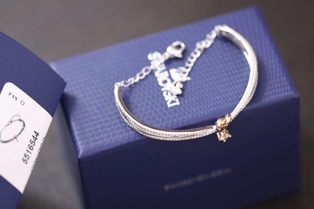 Bagsaaa Swarovski Bracelet 01