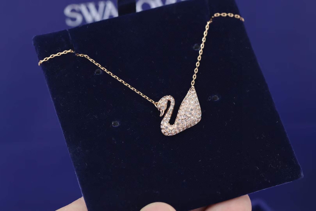 Bagsaaa Swarovski Necklace 03