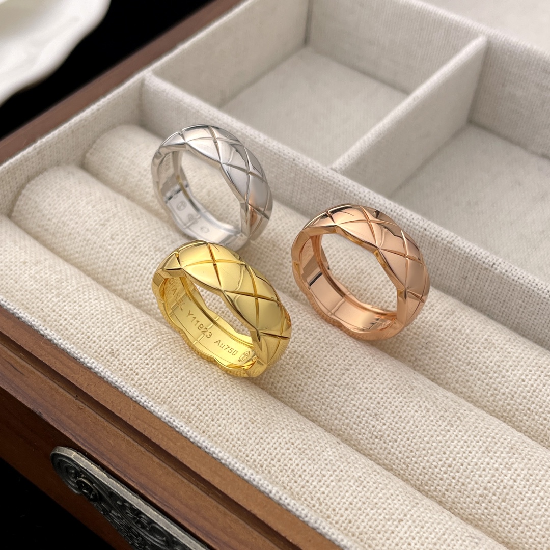Bagsaaa Ch**el Coco Crush Ring 02