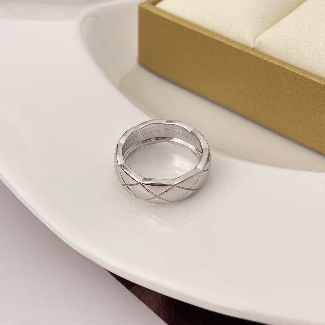 Bagsaaa Ch**el Coco Crush Ring 02