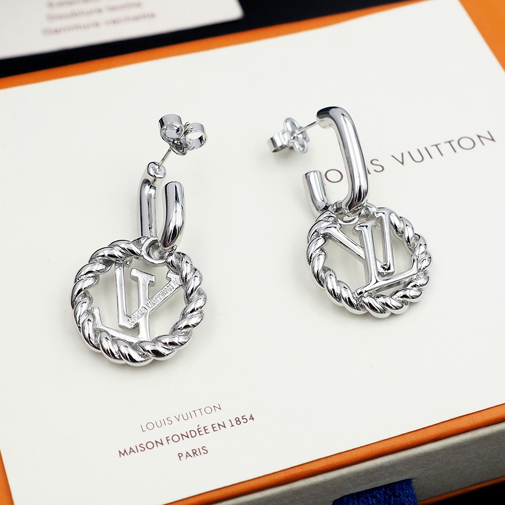 Bagsaaa LV Earrings 05