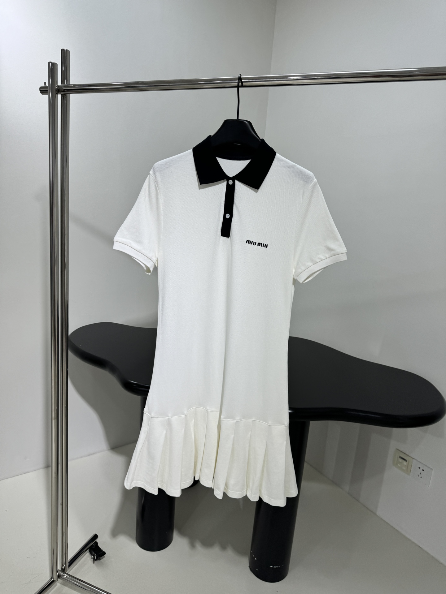 Bagsaaa Miu Miu Pleated cotton piqué mini-dress white