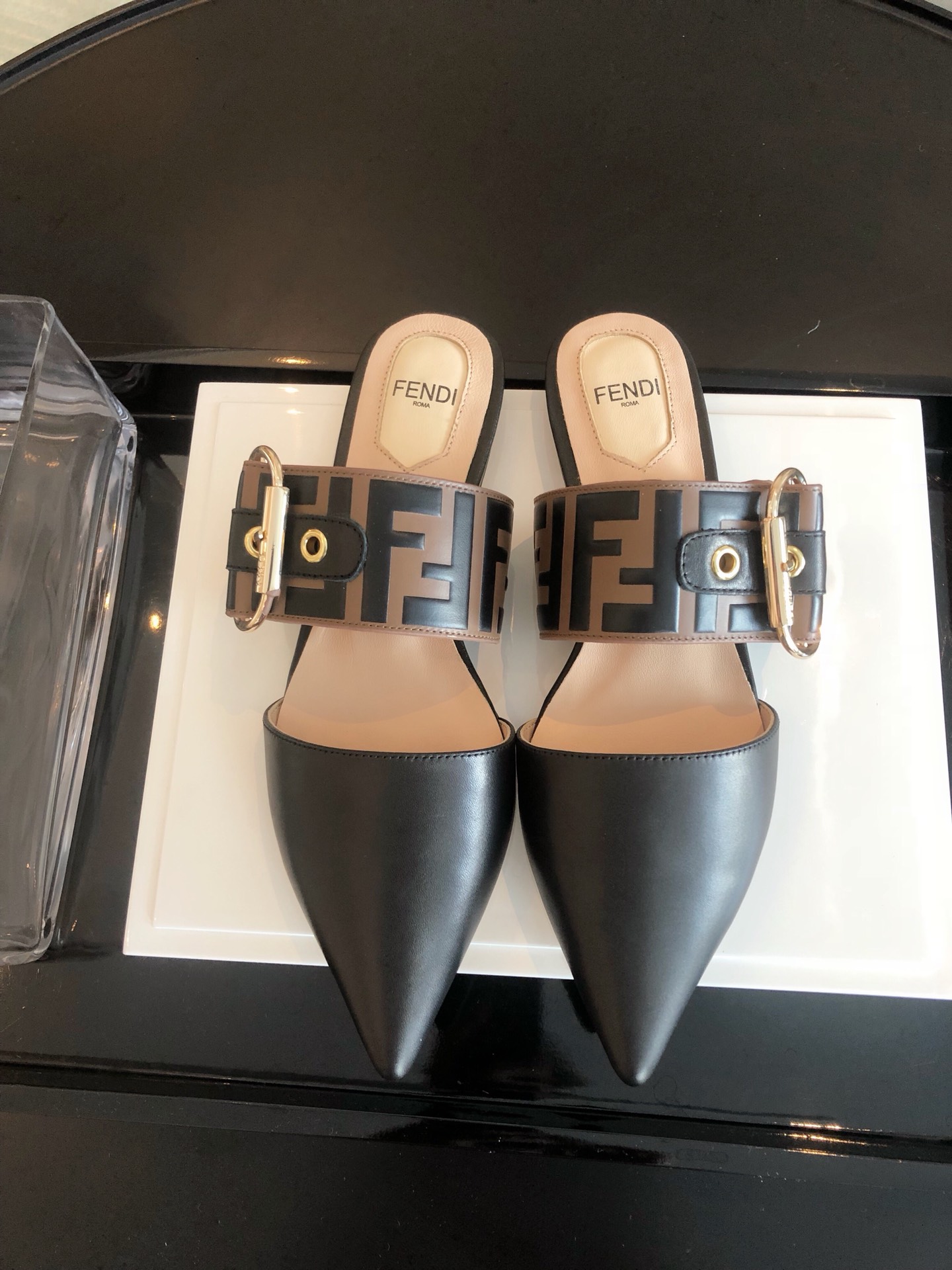 Bagsaaa F**di Black/Brown Leather FF Logo Buckle Mules