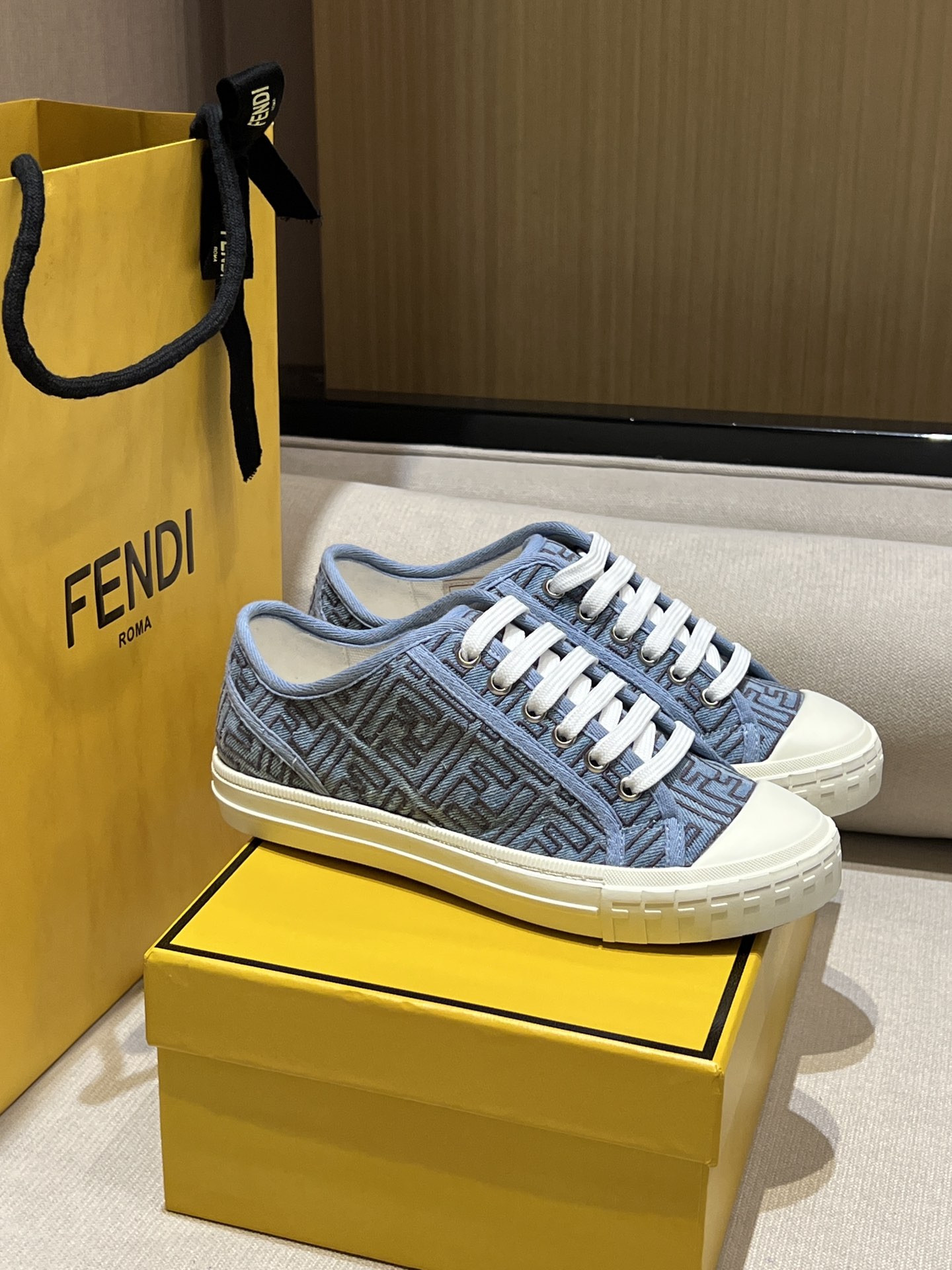 Bagsaaa F**di Domino Blue denim low-tops