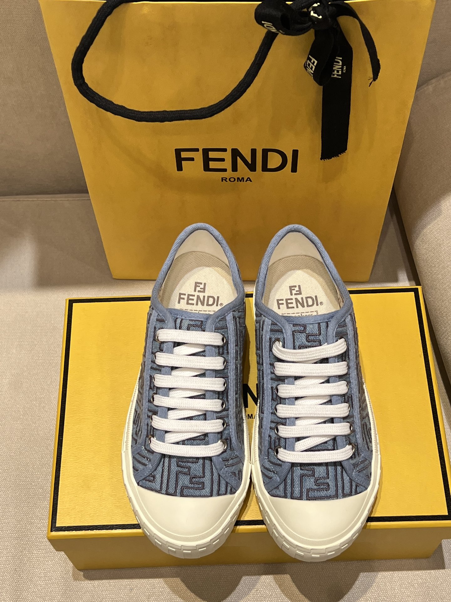 Bagsaaa F**di Domino Blue denim low-tops
