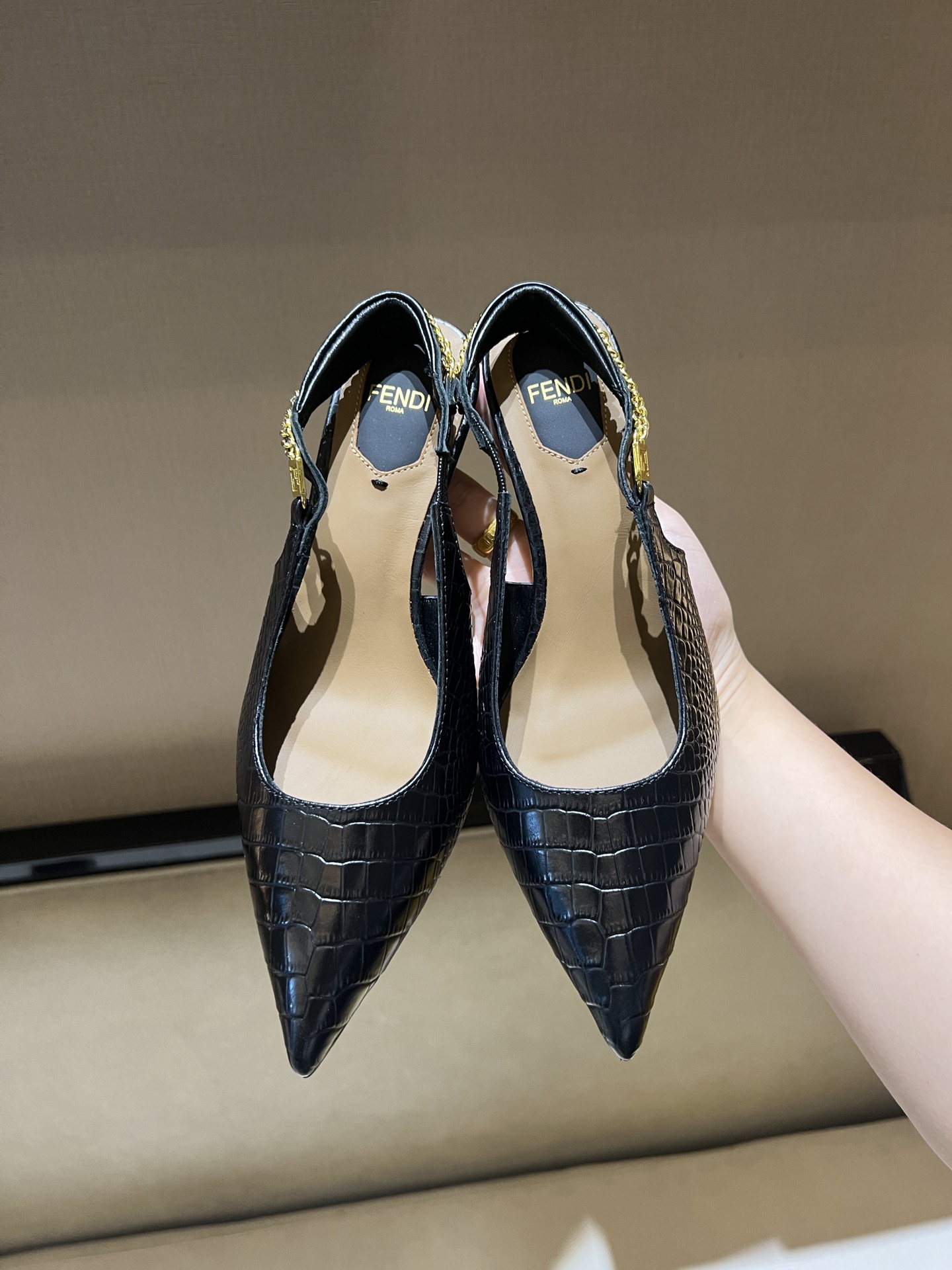 Bagsaaa F**di Colibrì Lite Black leather flat slingbacks