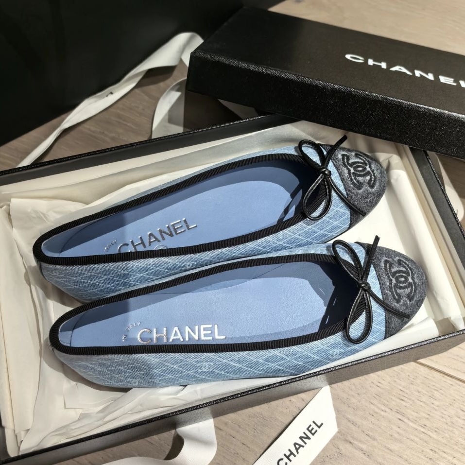 Bagsaaa Ch**el Ballet Flats In Blue Denim With Cc Logo And Black Toe