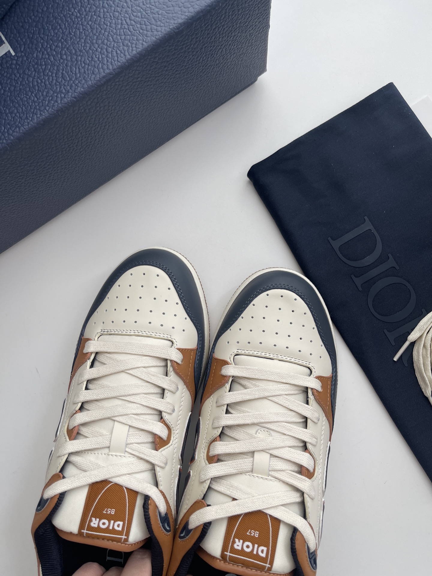 Bagsaaa D10r B57 Dribble Low-Top Sneaker Navy Blue and Cream Smooth Calfskin with Brown Suede