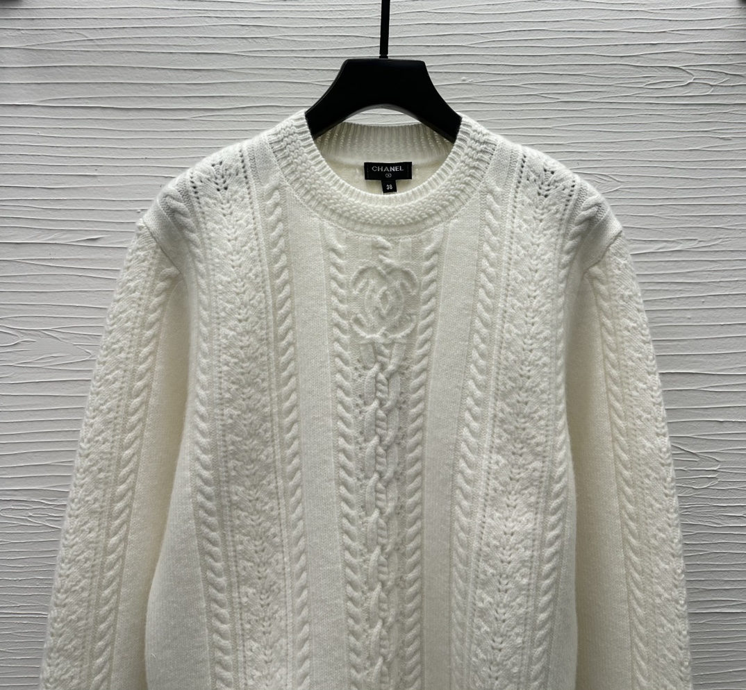 Bagsaaa Ch**el Cashmere jumper white