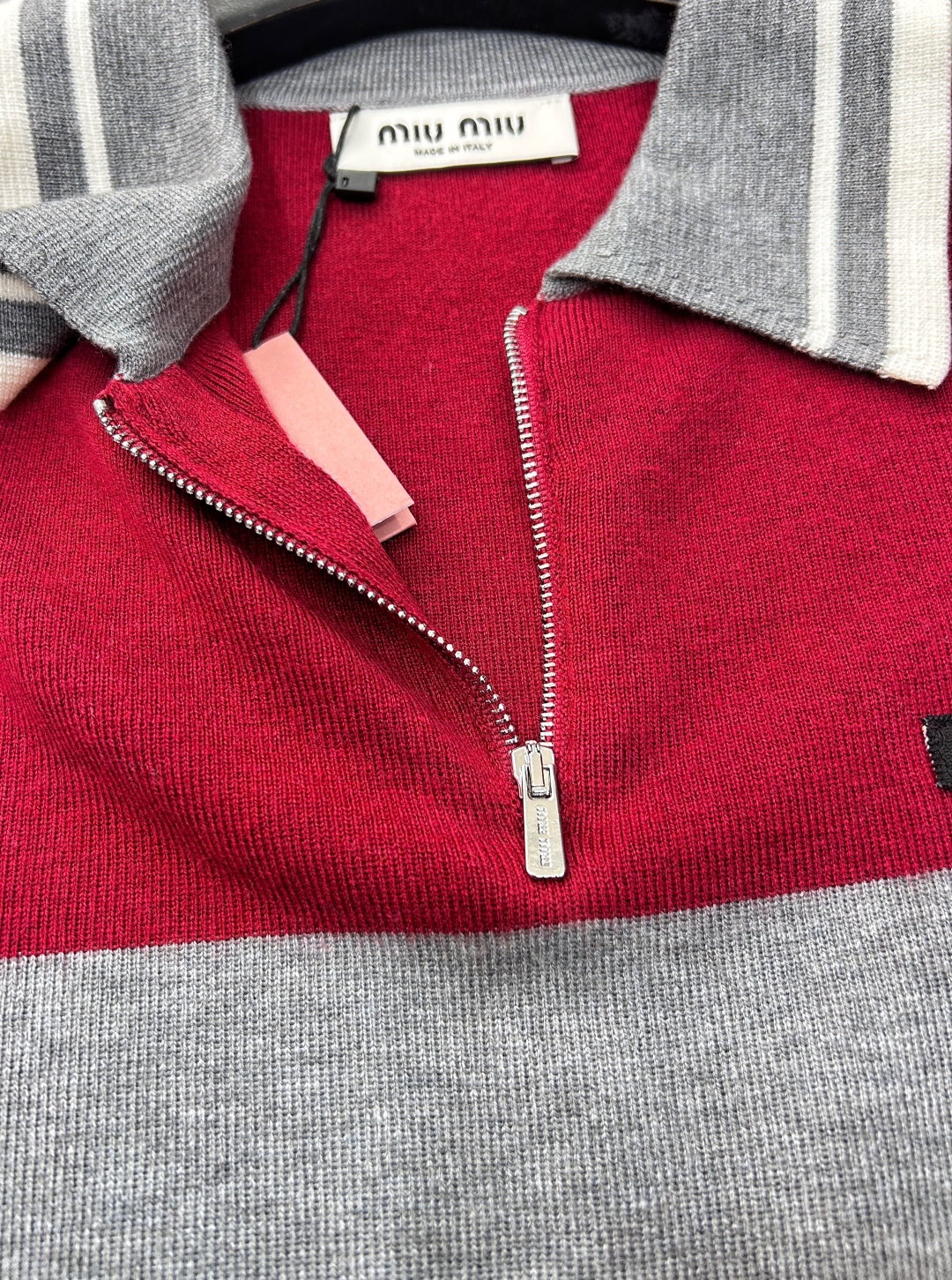 Bagsaaa Miu Miu Cotton and silk polo shirt gray & red