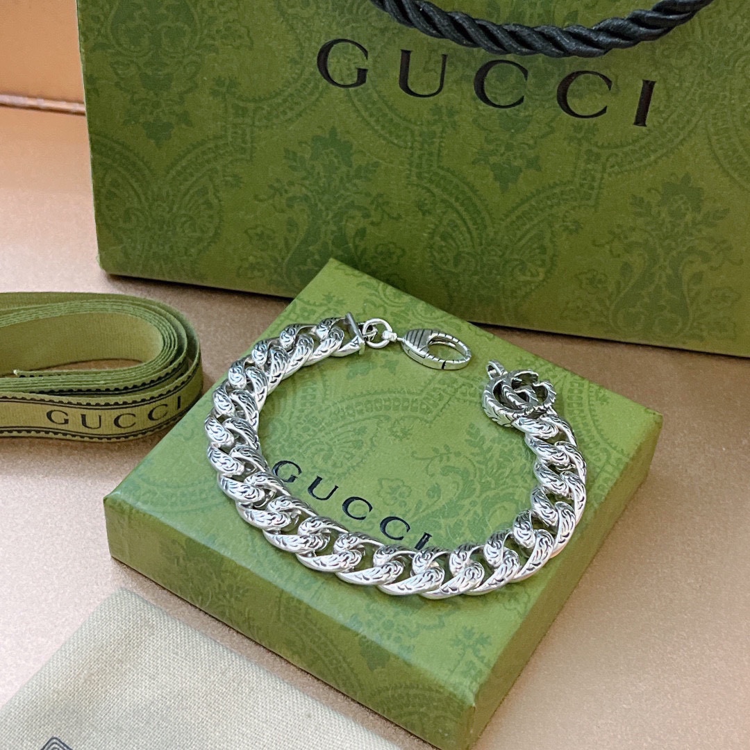 Bagsaaa Gvc*1 Interlocking chain bracelet silver