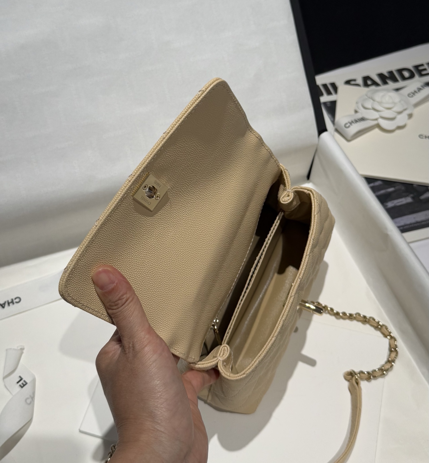 Bagsaaa Ch**el Coco Handle Mini Beige - 18cm