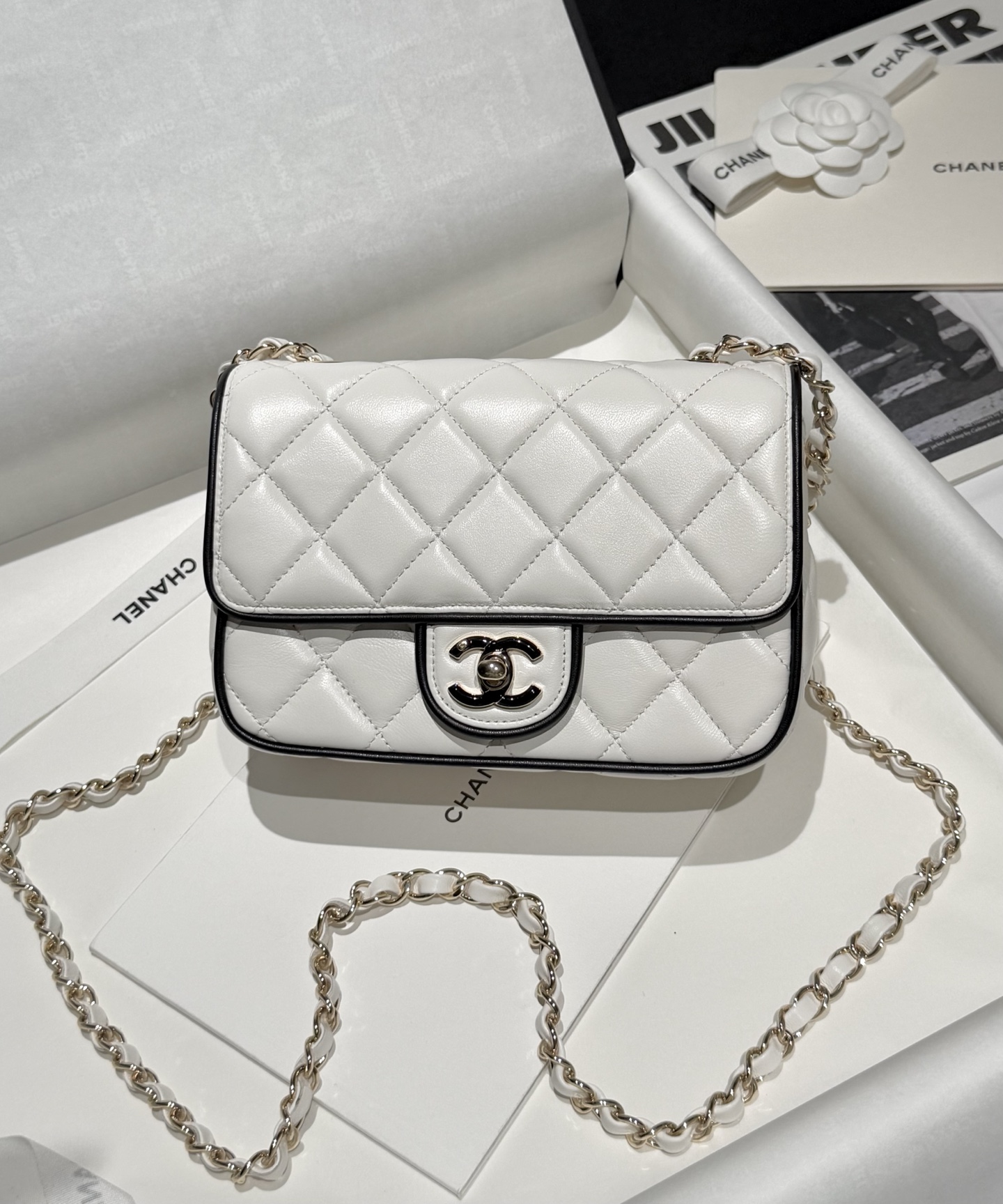 Bagsaaa Ch**el Mini Flap Bag White Lambskin AS5151 - 19.5cm