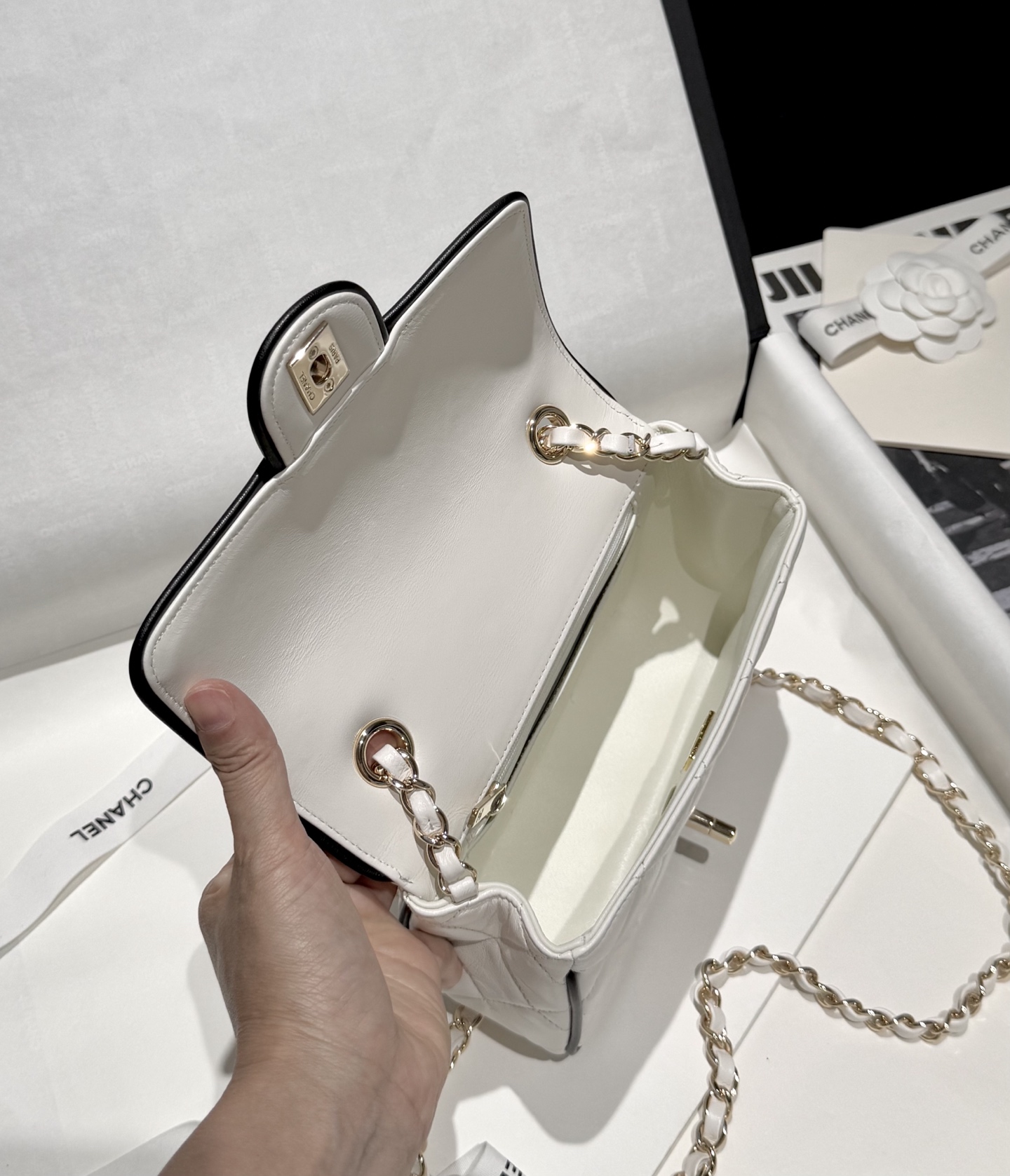 Bagsaaa Ch**el Mini Flap Bag White Lambskin AS5151 - 19.5cm