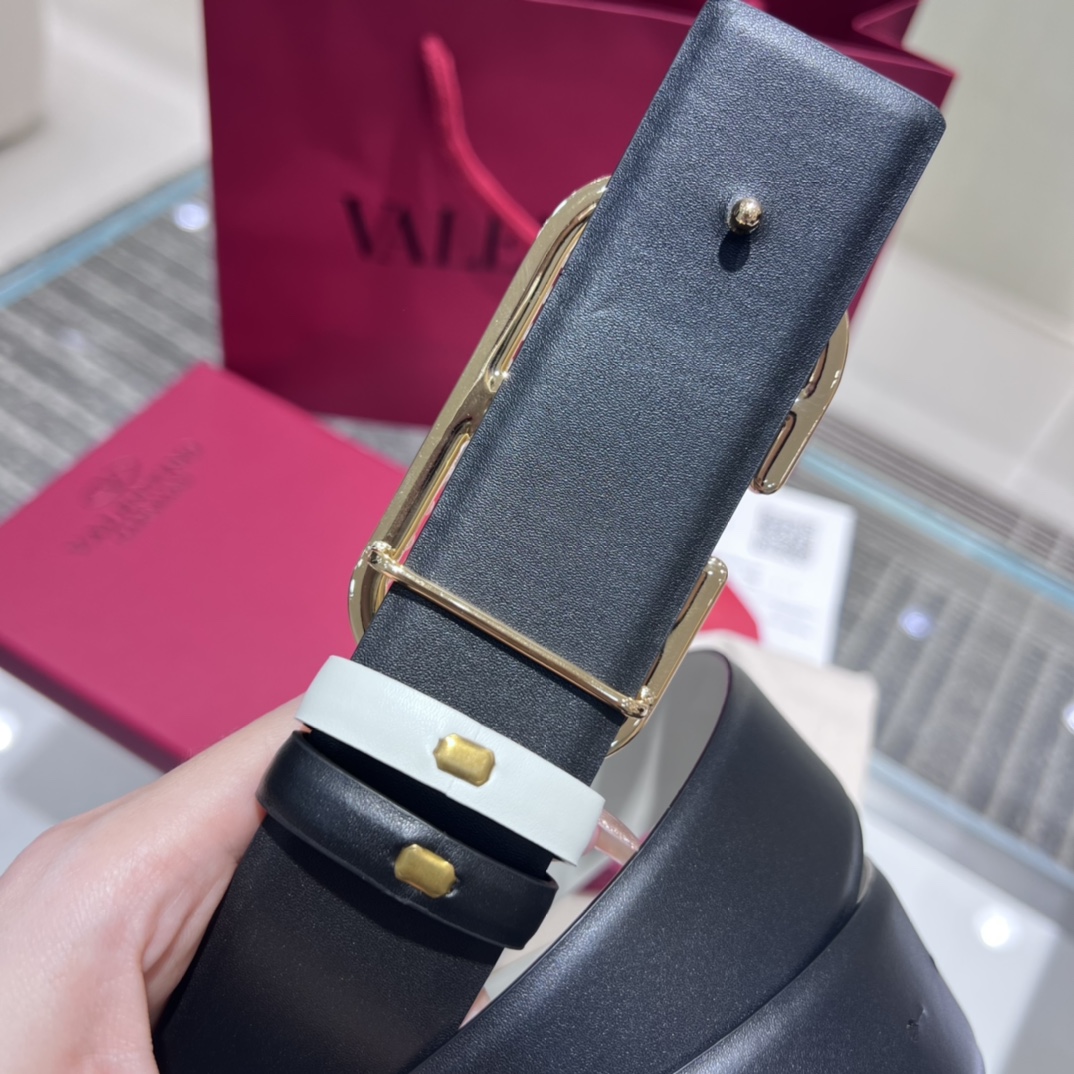 Bagsaaa Va1e*ntin0 Vlogo Signature Reversible Belt In Shiny Calfskin With Pearls 4cm