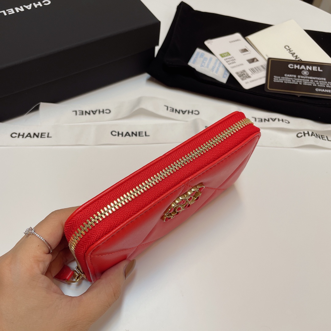 Bagsaaa Ch**el Ohanel Red Wallet - 16.5*9cm